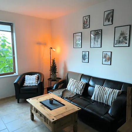 Apartamento Pine's , Private Wifi, Free Parking