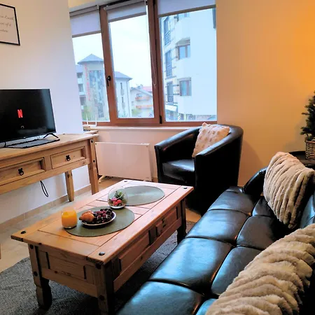 Apartamento Pine's , Private Wifi, Free Parking