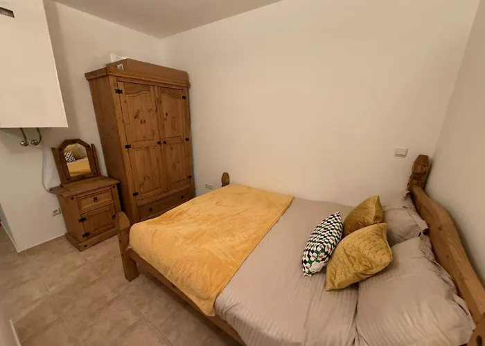 Pine's - Cozy With Free Bottle Of Wine, Private Wifi, Free Parking Lägenhet Bansko